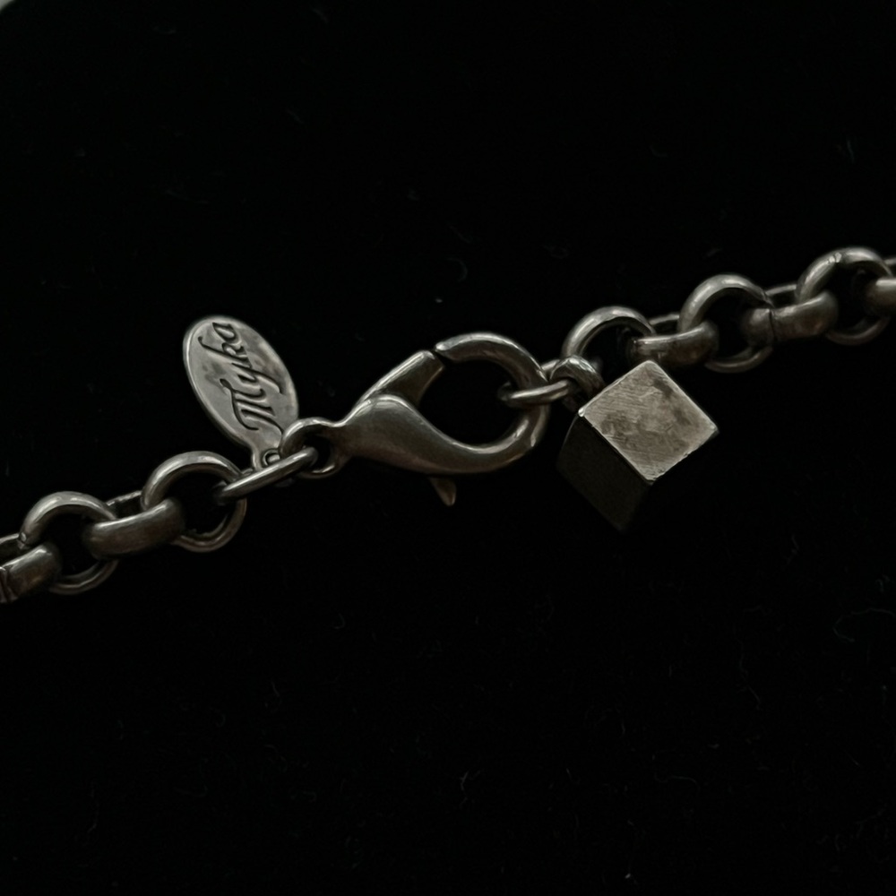 Belcher Chain Choker with Swarovski Pendant by MYKA DESIGNS - Picture 5 of 6